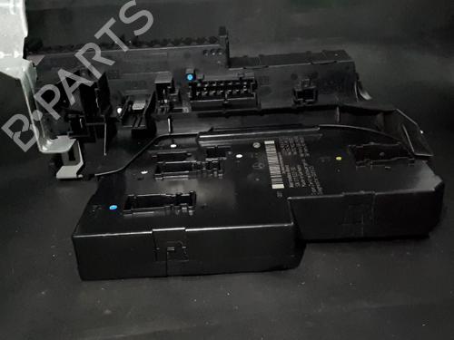 Used Fuse box Fuse box 38898777 38898777