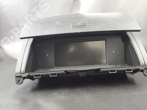 display-monitor-mercedes-benz-c-class-t-model-s204-2007-2008-2009-2010-2011-2012-2013-2014-38898786 main image