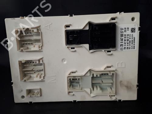 Used Fuse box Fuse box 38898797 38898797