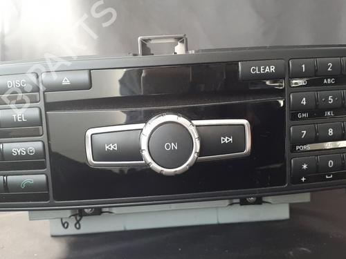 Used Radio Radio MERCEDES-BENZ SLK (R172) 200 (172.434) (184 hp) 38899048 38899048