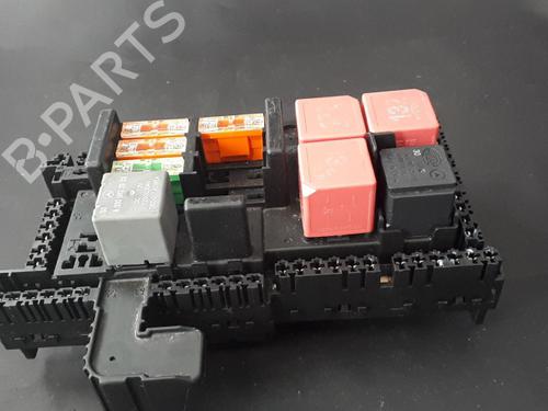 Used Fuse box Fuse box 38899370 38899370