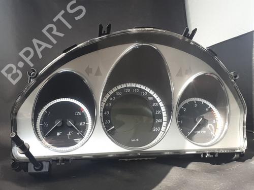 Used Instrument cluster Instrument cluster 38899386 38899386