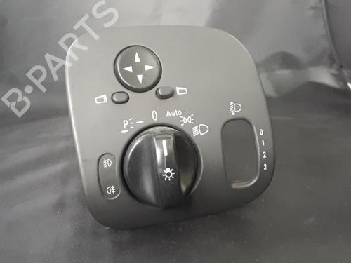 Used Headlight switch Headlight switch 38899877 38899877