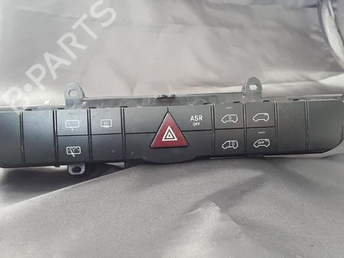 Used Warning switch Warning switch MERCEDES-BENZ VITO / MIXTO Van (W639) [2003-2026] 38899999 38899999