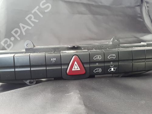 Used Warning switch Warning switch MERCEDES-BENZ VITO / MIXTO Van (W639) [2003-2026] 38900007 38900007