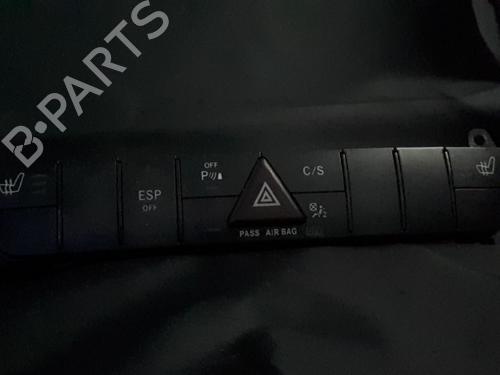 Used Warning switch Warning switch MERCEDES-BENZ R-CLASS (W251, V251) [2005-2017] 38900029 38900029