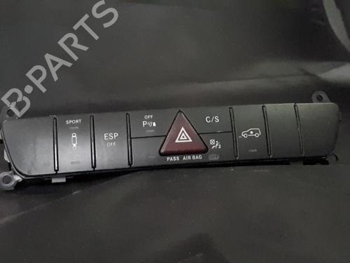 Used Warning switch Warning switch MERCEDES-BENZ R-CLASS (W251, V251) [2005-2017] 38900039 38900039
