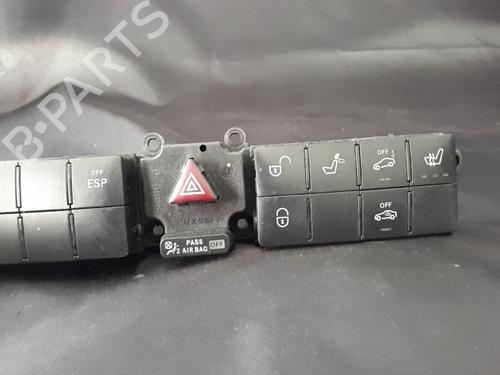 Used Warning switch Warning switch 38900160 38900160