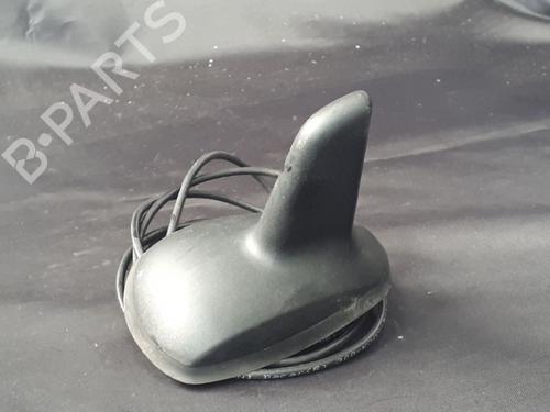 antennabase-mercedes-benz-c-class-t-model-s204-2007-2008-2009-2010-2011-2012-2013-2014-38900370 main image