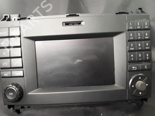 Used Radio Radio MERCEDES-BENZ SPRINTER 3,5-t Van (B906) 315 CDI (906.631, 906.633, 906.635, 906.637) (150 hp) 38900598 38900598