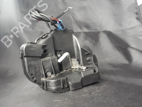 Used Rear left lock Rear left lock 38900640 38900640