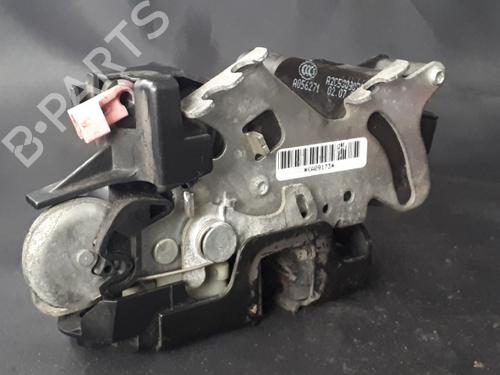 Used Front left lock Front left lock MERCEDES-BENZ VIANO (W639) [2003-2026] 38900646 38900646
