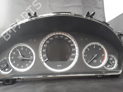 instrument-cluster-mercedes-benz-e-class-t-model-s212-2009-2010-2011-2012-2013-2014-2015-2016-38900823 main image
