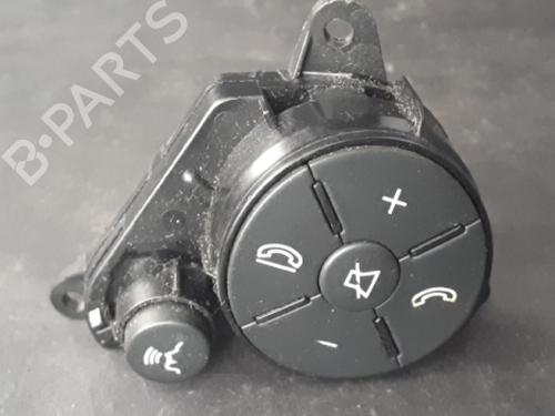 Used Steering wheel controls Steering wheel controls 38901319 38901319
