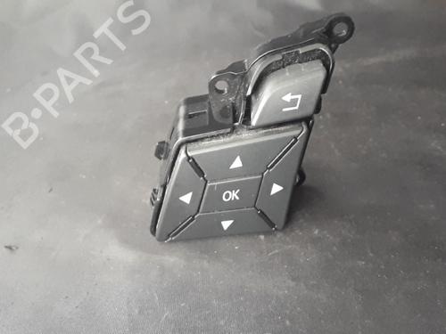 Used Steering wheel controls Steering wheel controls MERCEDES-BENZ B-CLASS Sports Tourer (W246, W242) [2011-2018] 38901333 38901333
