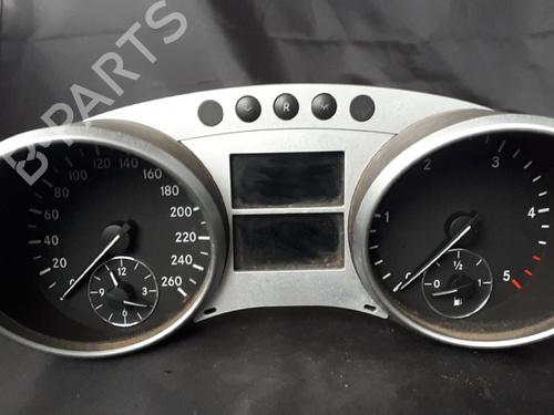 instrument-cluster-mercedes-benz-m-class-w164-2005-2006-2007-2008-2009-2010-2011-2012-38901348 main image