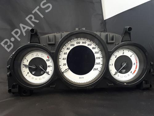 instrument-cluster-mercedes-benz-e-class-t-model-s212-2009-2010-2011-2012-2013-2014-2015-2016-38901599 main image