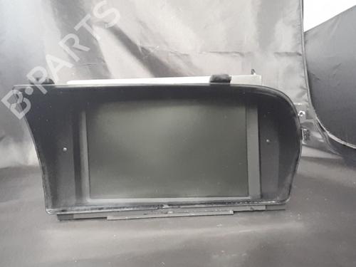 display-monitor-mercedes-benz-s-class-w221-v221-2005-2006-2007-2008-2009-2010-2011-2012-2013-38902280 main image