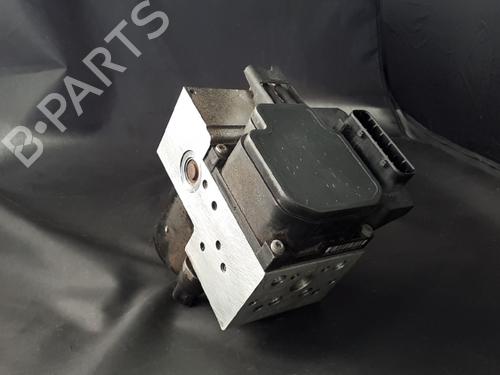 Used ABS pump ABS pump MERCEDES-BENZ E-CLASS (W210) E 220 CDI (210.006) (125 hp) 38902362 38902362