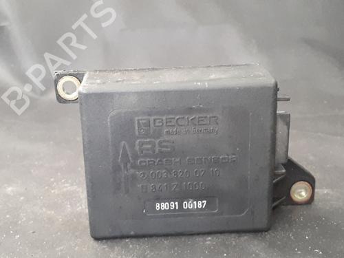 Used ECU airbags ECU airbags MERCEDES-BENZ E-CLASS (W124) [1993-1996] 38902912 38902912