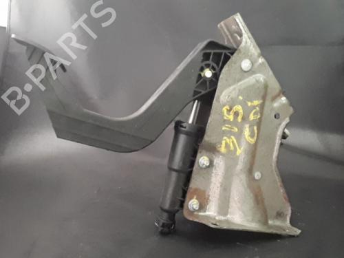 Used Clutch pedal Clutch pedal 38903574 38903574