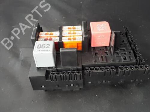 fuse-box-mercedes-benz-e-class-w213-2016-38904538 main image