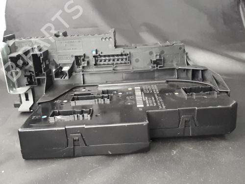 Used Fuse box Fuse box 38905157 38905157