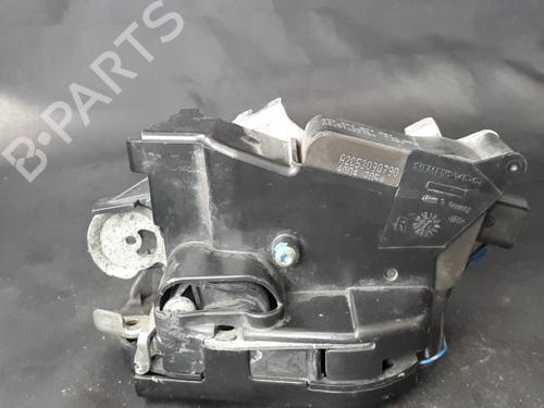 Used Front right lock Front right lock MERCEDES-BENZ VITO Bus (W639) [2003-2026] 38905251 38905251