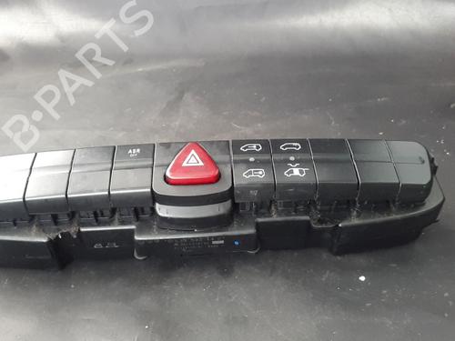 Used Warning switch Warning switch MERCEDES-BENZ VITO / MIXTO Van (W639) 115 CDI (639.601, 639.603, 639.605) (150 hp) 38905866 38905866