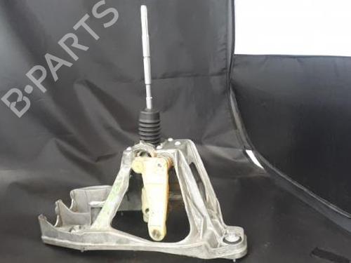 Used Gear lever Gear lever MERCEDES-BENZ A-CLASS (W169) A 180 CDI (169.007, 169.307) (109 hp) 38905967 38905967