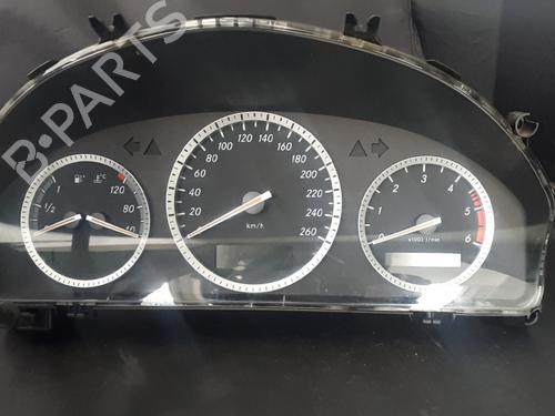 instrument-cluster-mercedes-benz-c-class-w204-2007-2008-2009-2010-2011-2012-2013-2014-2015-38906252 main image