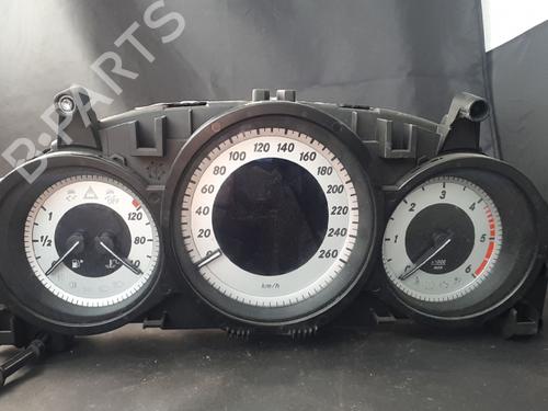 instrument-cluster-mercedes-benz-c-class-t-model-s204-2007-2008-2009-2010-2011-2012-2013-2014-38906841 main image