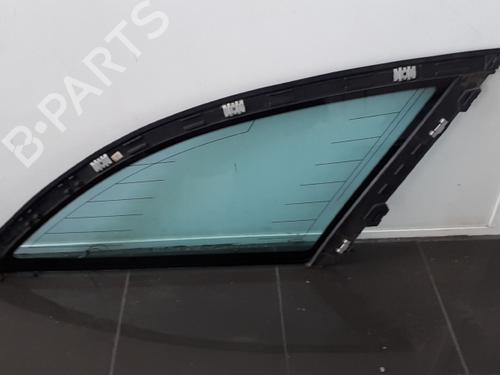 rear-right-quarter-glass-mercedes-benz-c-class-t-model-s203-2001-2002-2003-2004-2005-2006-2007-38906924 main image