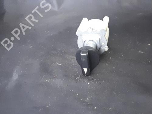 Used Climate control Climate control 38907332 38907332