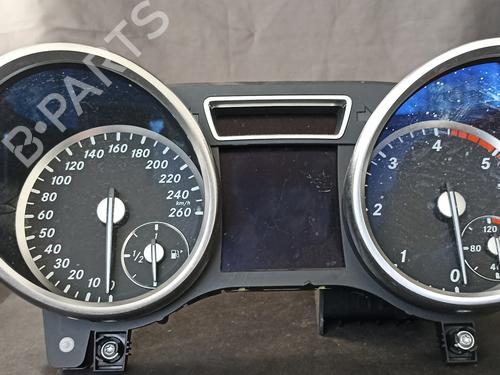 Used Instrument cluster Instrument cluster 38907983 38907983