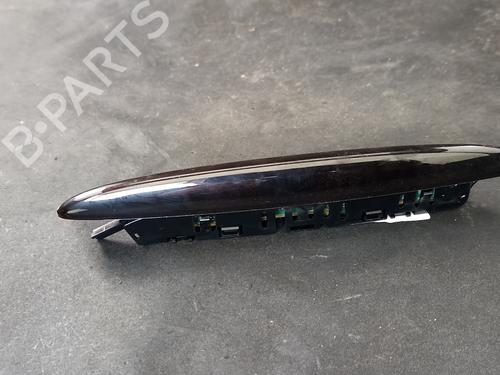 Used Display monitor Display monitor 38907989 38907989