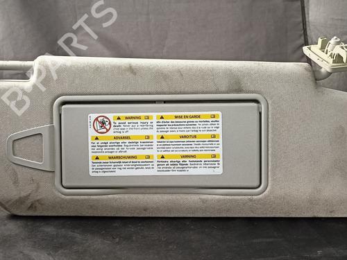 Used Right sun visor Right sun visor 38908111 38908111