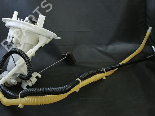 Used Fuel pump Fuel pump MERCEDES-BENZ C-CLASS (W204) C 180 CGI (204.049) (156 hp) 38908126 38908126