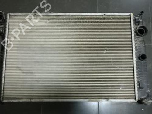 water-radiator-mercedes-benz-c-class-w204-2007-2008-2009-2010-2011-2012-2013-2014-2015-38908378 main image