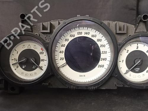 instrument-cluster-mercedes-benz-c-class-w204-2007-2008-2009-2010-2011-2012-2013-2014-2015-38908472 main image