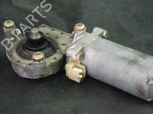 Used Left rear window motor Left rear window motor MERCEDES-BENZ C-CLASS (W202) C 220 D (202.121) (95 hp) 38908574 38908574