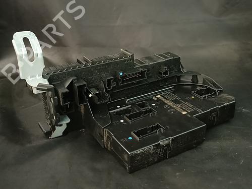 Used Fuse box Fuse box 38908774 38908774