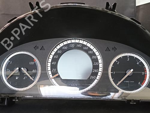 instrument-cluster-mercedes-benz-c-class-w204-2007-2008-2009-2010-2011-2012-2013-2014-2015-38908840 main image