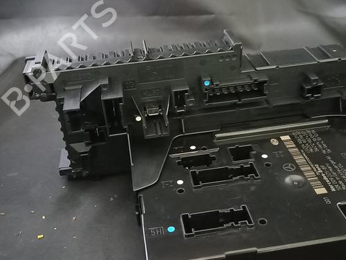 Used Fuse box Fuse box 38908937 38908937