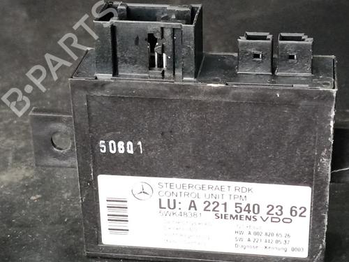 other-mercedes-benz-s-class-w221-v221-2005-2006-2007-2008-2009-2010-2011-2012-2013-38909082 main image