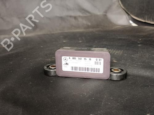 electronic-module-mercedes-benz-s-class-w221-v221-2005-2006-2007-2008-2009-2010-2011-2012-2013-38909132 main image