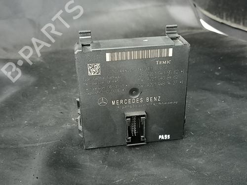 Used Electronic module Electronic module MERCEDES-BENZ S-CLASS (W221, V221) S 320 CDI 4-matic (221.080, 221.180) (211 hp) 38909134 38909134