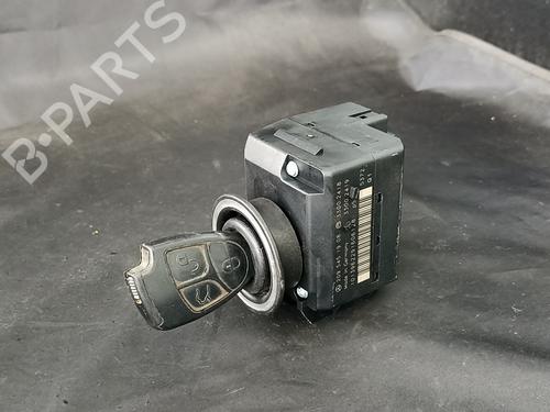 switch-mercedes-benz-c-class-w203-2000-2001-2002-2003-2004-2005-2006-2007-38909179 main image