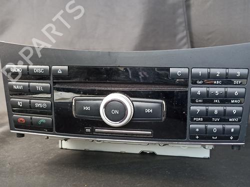 radio-mercedes-benz-e-class-w212-2009-2010-2011-2012-2013-2014-2015-2016-38909209 main image