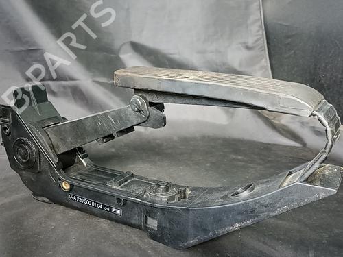 Used Pedal Pedal 38909661 38909661